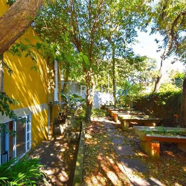 PINHEIROS